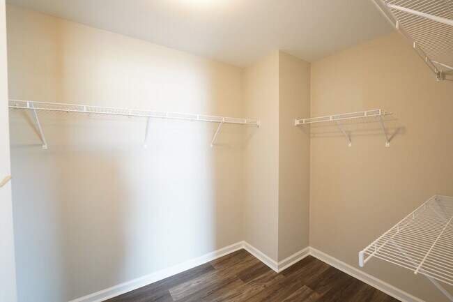 Building Photo - Coming Available!