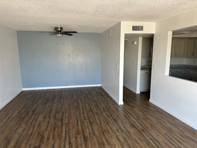Building Photo - 10565 W Arica Rd