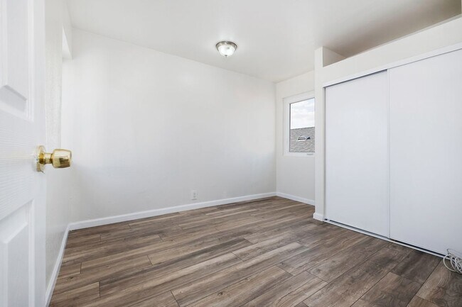 Building Photo - 3087 Inez St