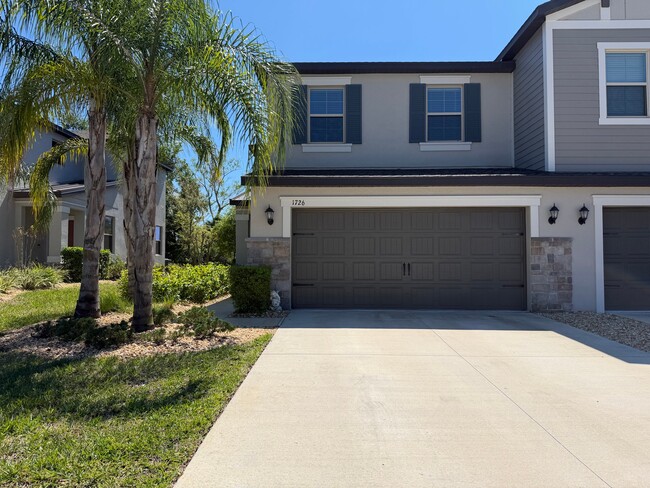 Building Photo - 1726 Roseville St