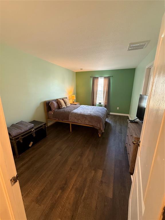 Building Photo - 5032 White Sanderling Ct