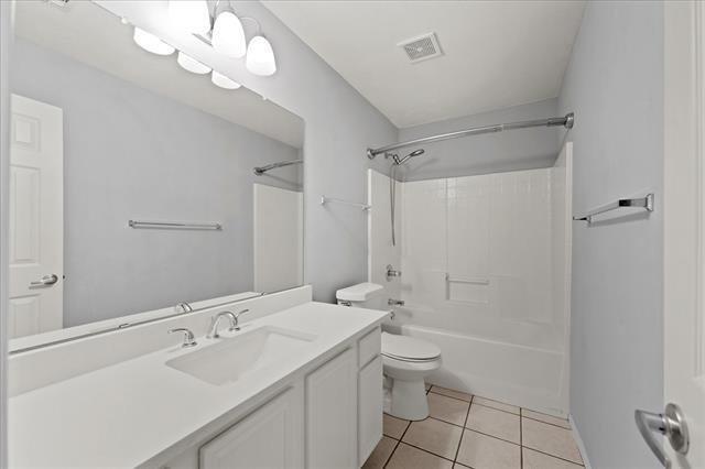 Building Photo - 804 Rowdy Dr