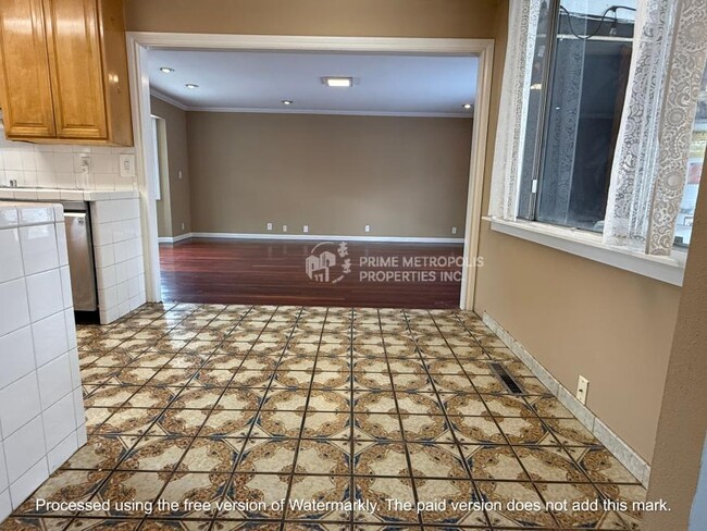 Building Photo - 3 bedroom in Sunnyvale CA 94085