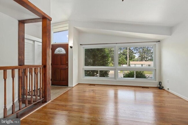 Building Photo - 6609 Bowie Dr