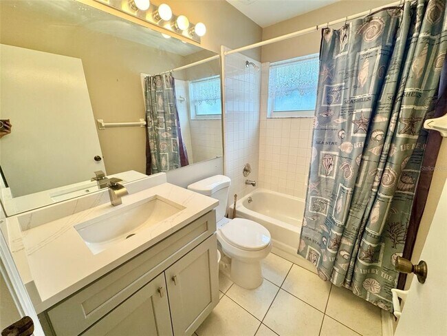 Building Photo - 7724 Water Oak Ct