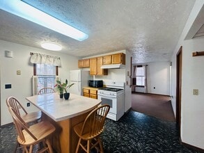 Building Photo - 175-177 Myrtle Ave