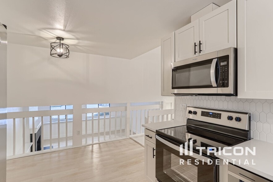 Building Photo - 2849 S Richfield Way