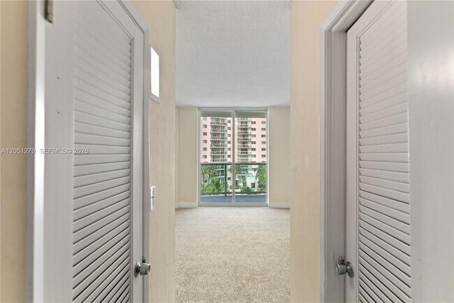 Building Photo - 19390 Collins Ave