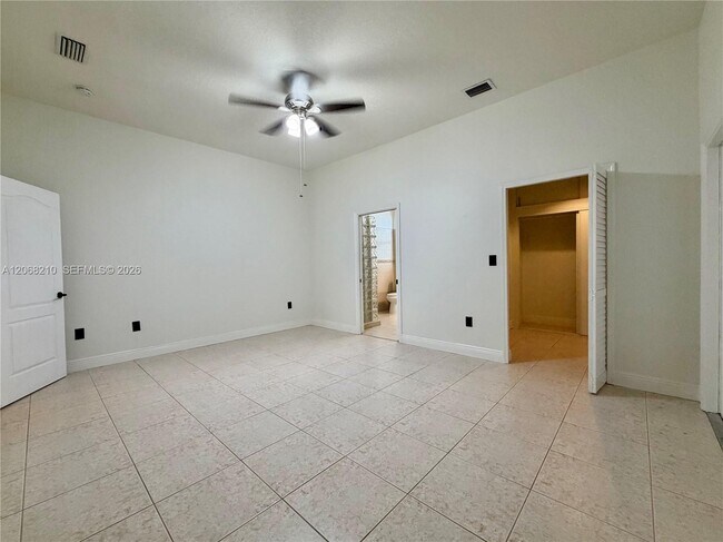 Building Photo - 2802 SW 149th Pl