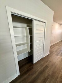 Building Photo - 3909 SW Pecan Cir