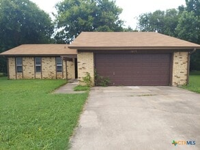 Building Photo - 1613 Richard Dr