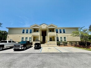 Building Photo - 122 Shore Bird Dr