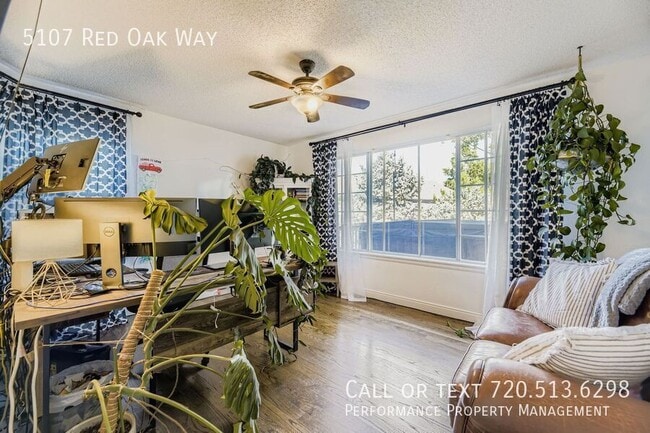 Building Photo - 5107 Red Oak Way