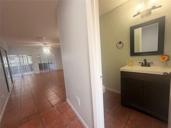 Building Photo - 8380 SW 154th Ave