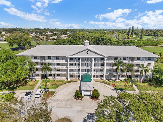 Building Photo - 6073 Balboa Cir