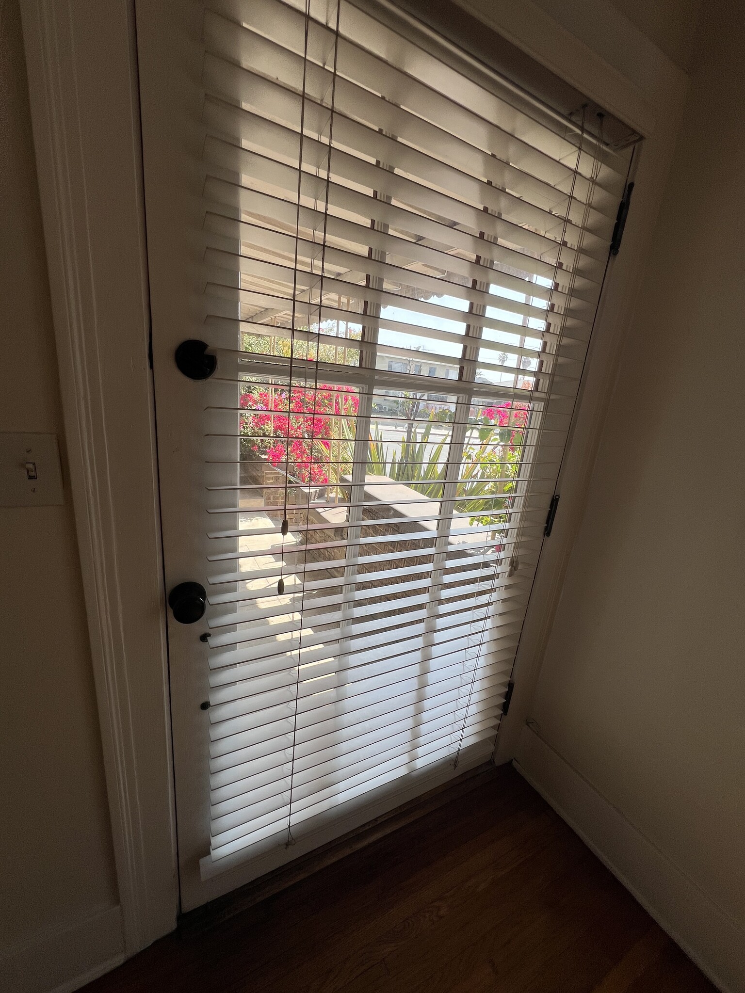 Front door - 502 N Kingsley Dr