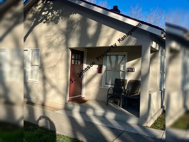 Primary Photo - 1 bed 1 bath MOVE IN READY