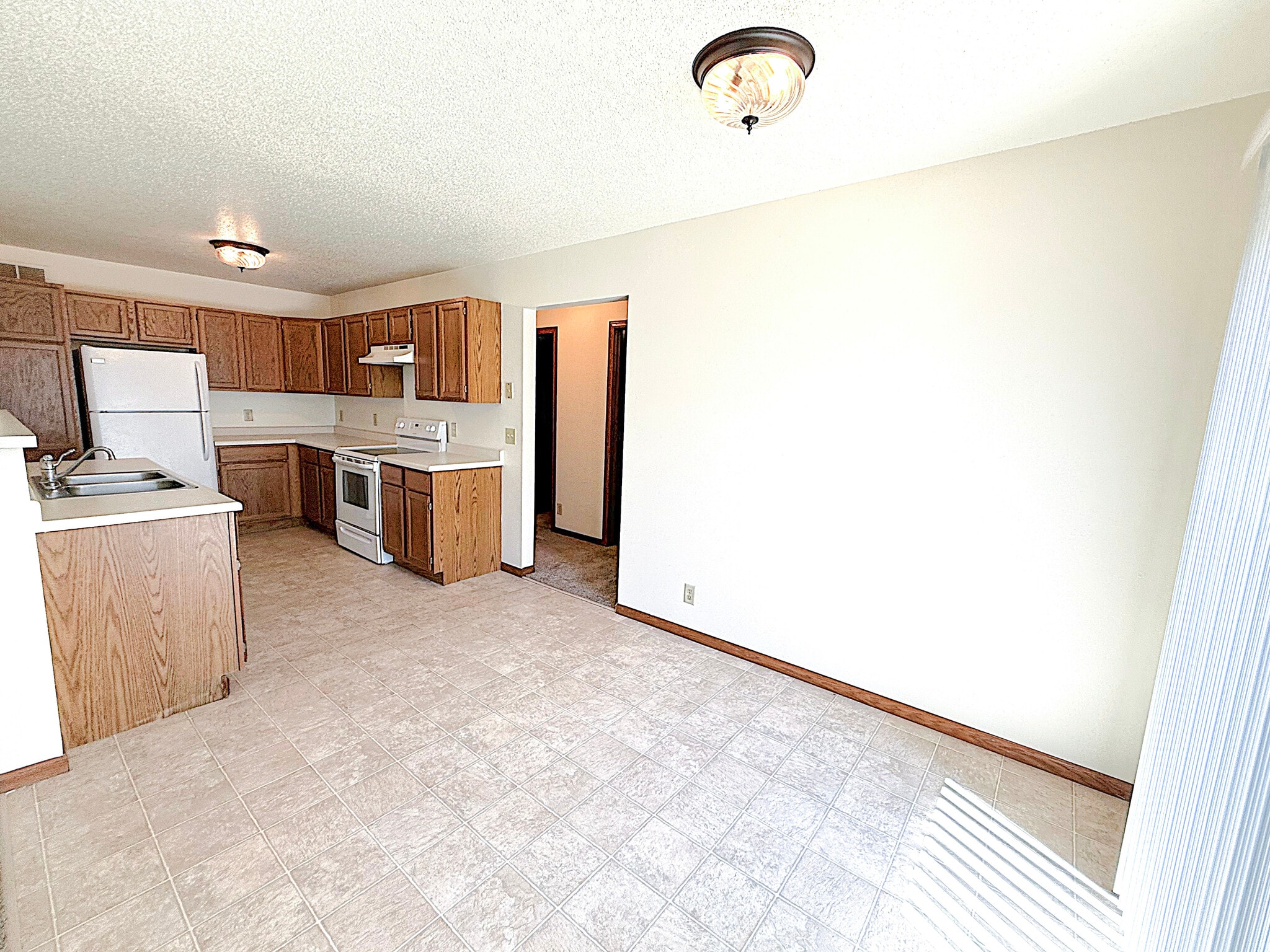 Building Photo - 2101 Mittelstadt Ln