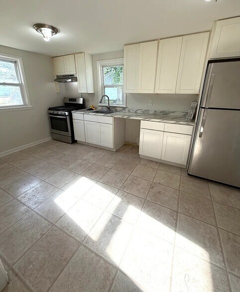 Building Photo - 267 Toms River Rd