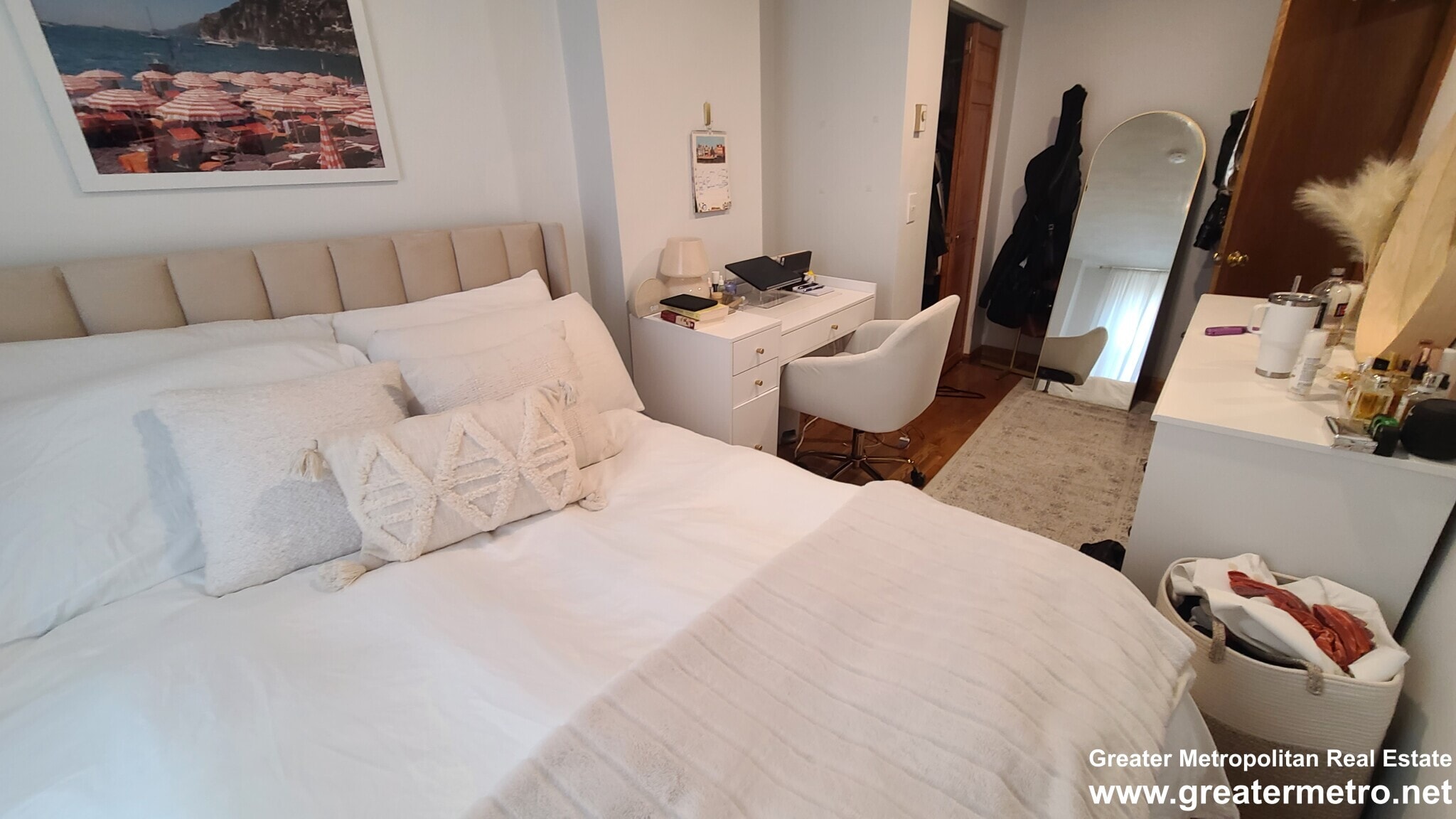 Building Photo - 183 Endicott St