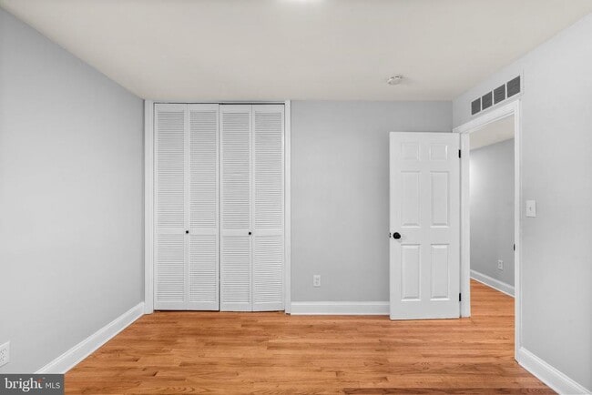 Building Photo - 14906 Dunstan Ln