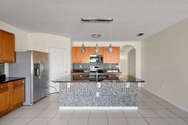 Building Photo - 318 Briar Patch Lp