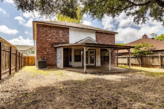 Building Photo - 13923 Grove Patch