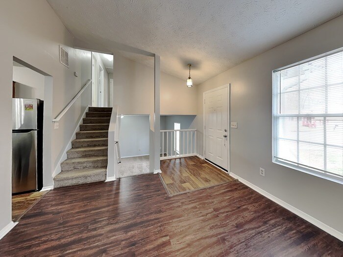 Building Photo - 350 Kimberly Forest Ct