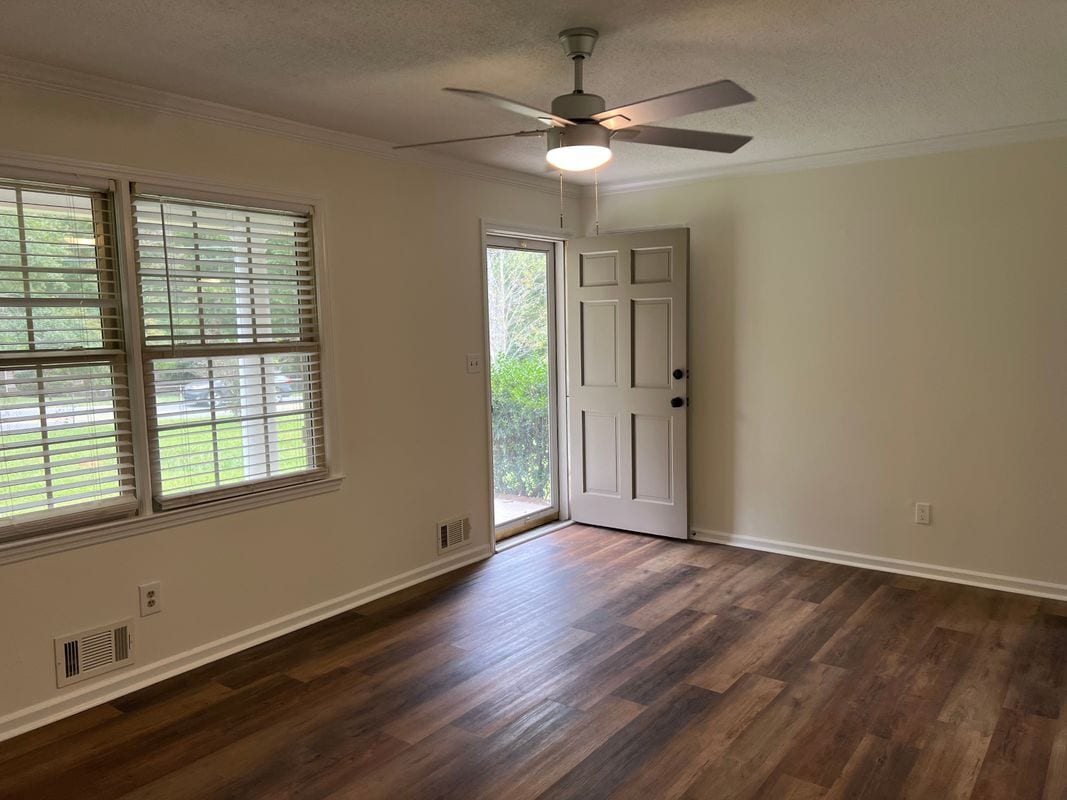 Building Photo - 8505 Bells Ferry Rd