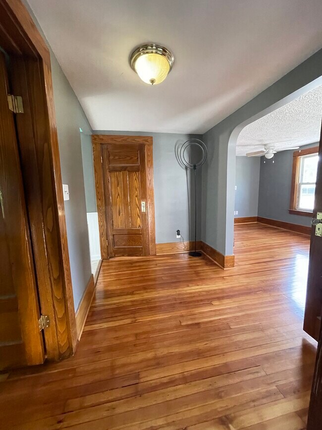 Building Photo - 204 Point Pleasant Rd