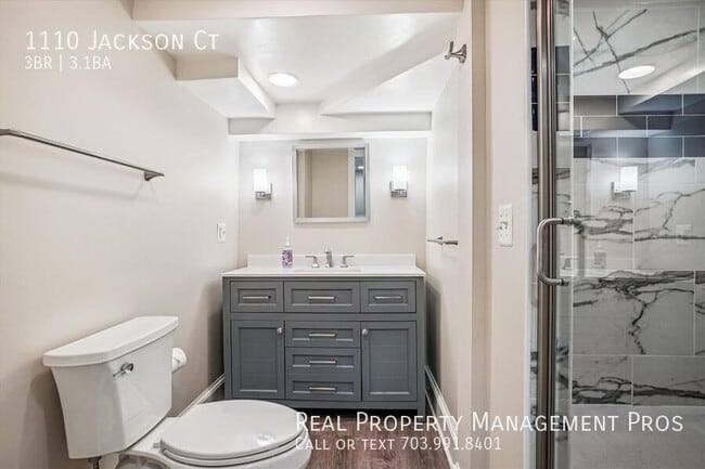 Building Photo - 1110 Jackson Ct