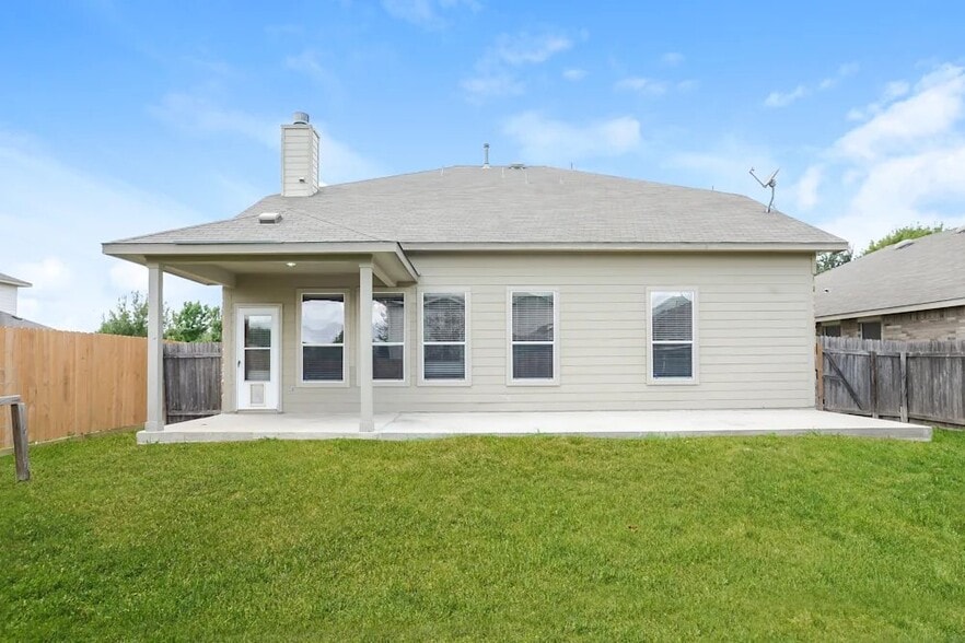 Building Photo - 8410 Western Way