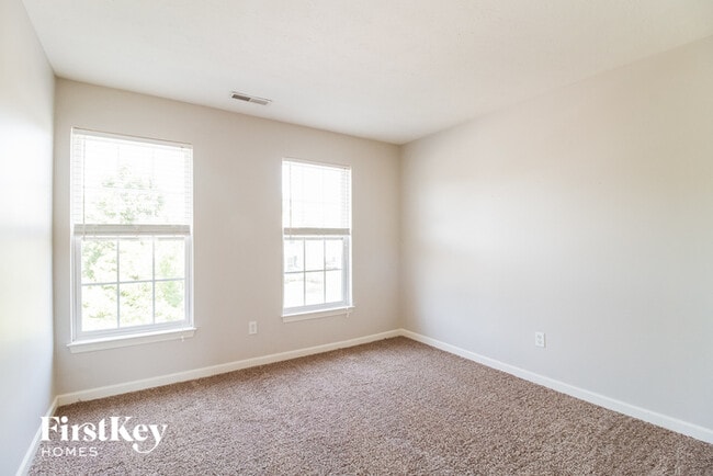 Building Photo - 4734 Turfway Trail