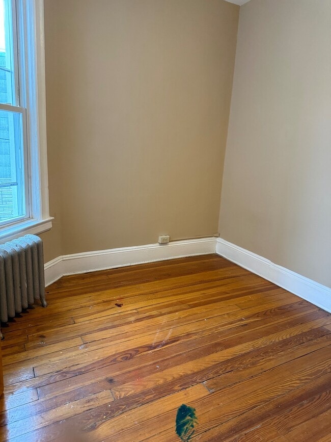 Building Photo - 1125-1160 60th St