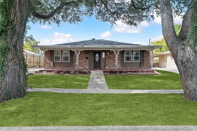 Building Photo - 1808 Elise Ave