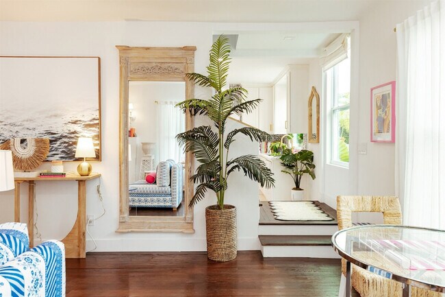 Building Photo - 610 38th St