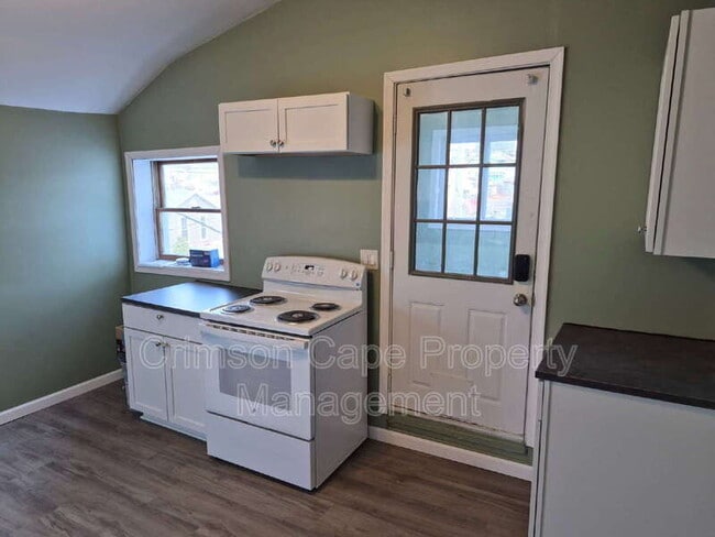 Building Photo - 177 E Main St