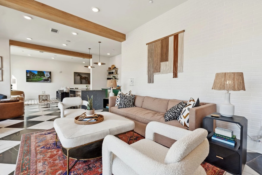 Building Photo - 4670 Merchants Park Cir