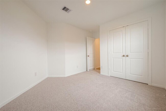 Building Photo - 3106 Elm Br Dr