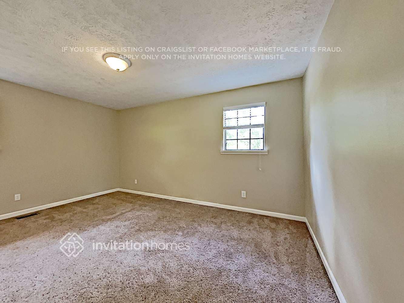 Building Photo - 216 S Sequoya Dr