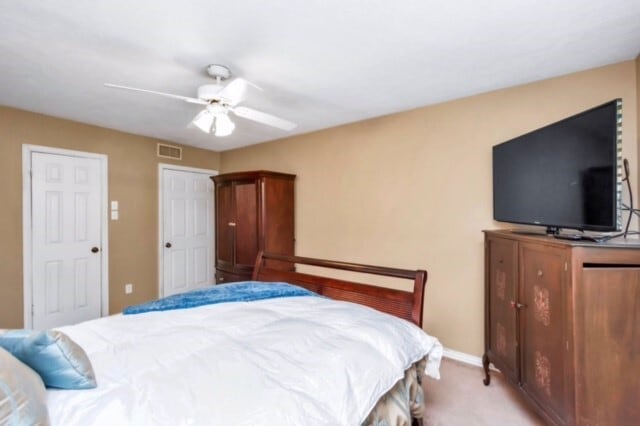 Building Photo - 530 N Post Oak Ln