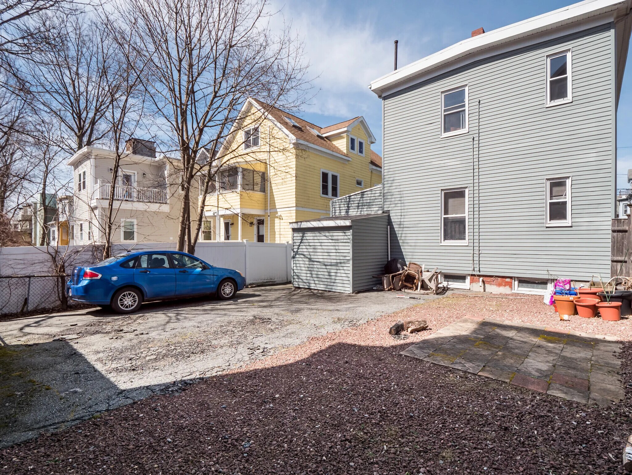 Building Photo - 44 Cameron Ave