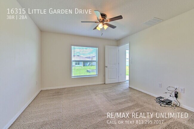 Building Photo - 16315 Little Garden Dr