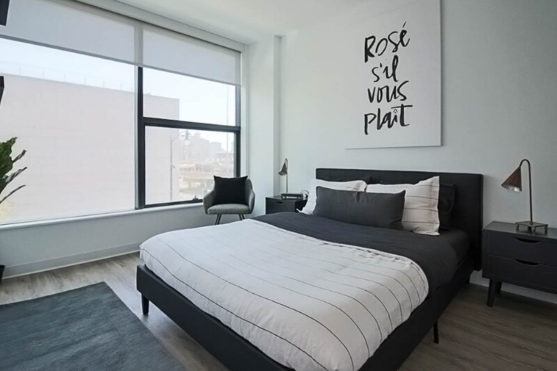 Building Photo - 333 S Halsted St