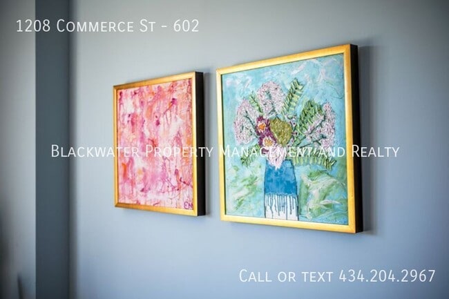 Building Photo - 1208 Commerce St