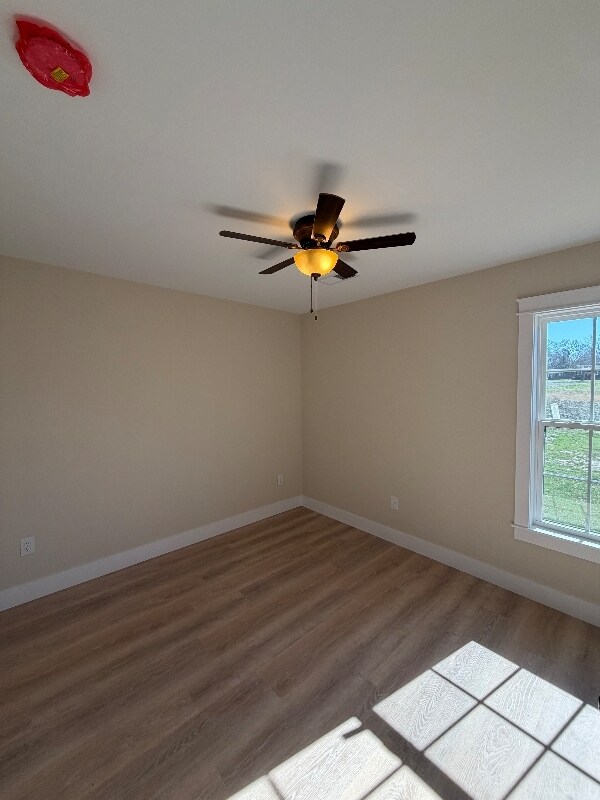 Building Photo - 807 Hillcrest Dr