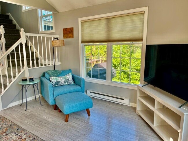 Building Photo - 115 Holden Rd