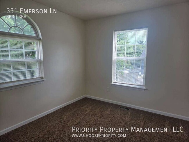 Building Photo - 331 Emerson Ln