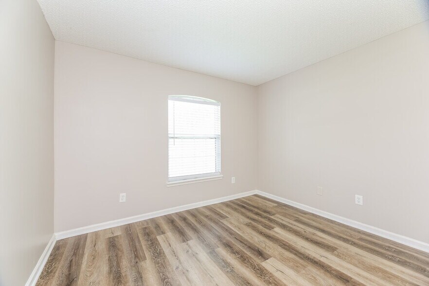 Building Photo - 1841 Heartpine Dr