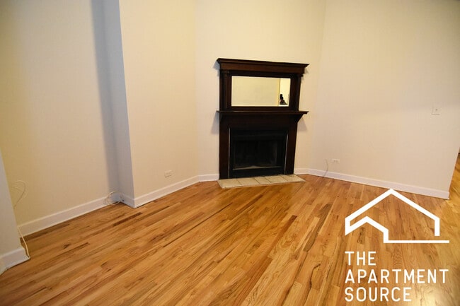 Building Photo - 3805 W Belmont Ave